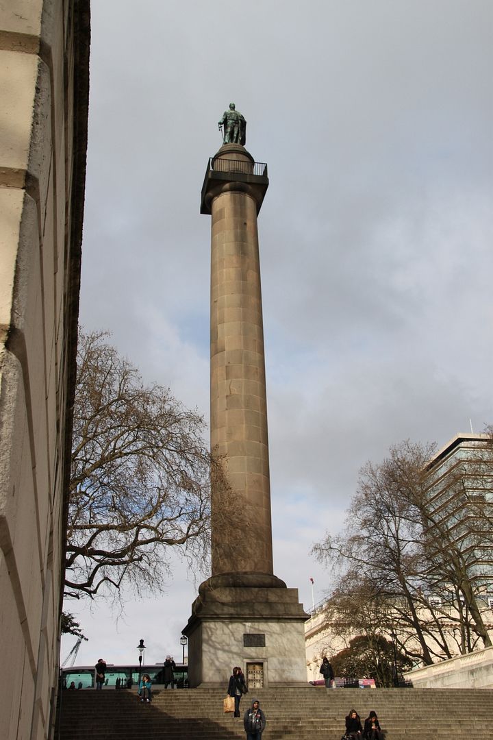 Piquant Photos Photo Essay The Statues of Waterloo Place